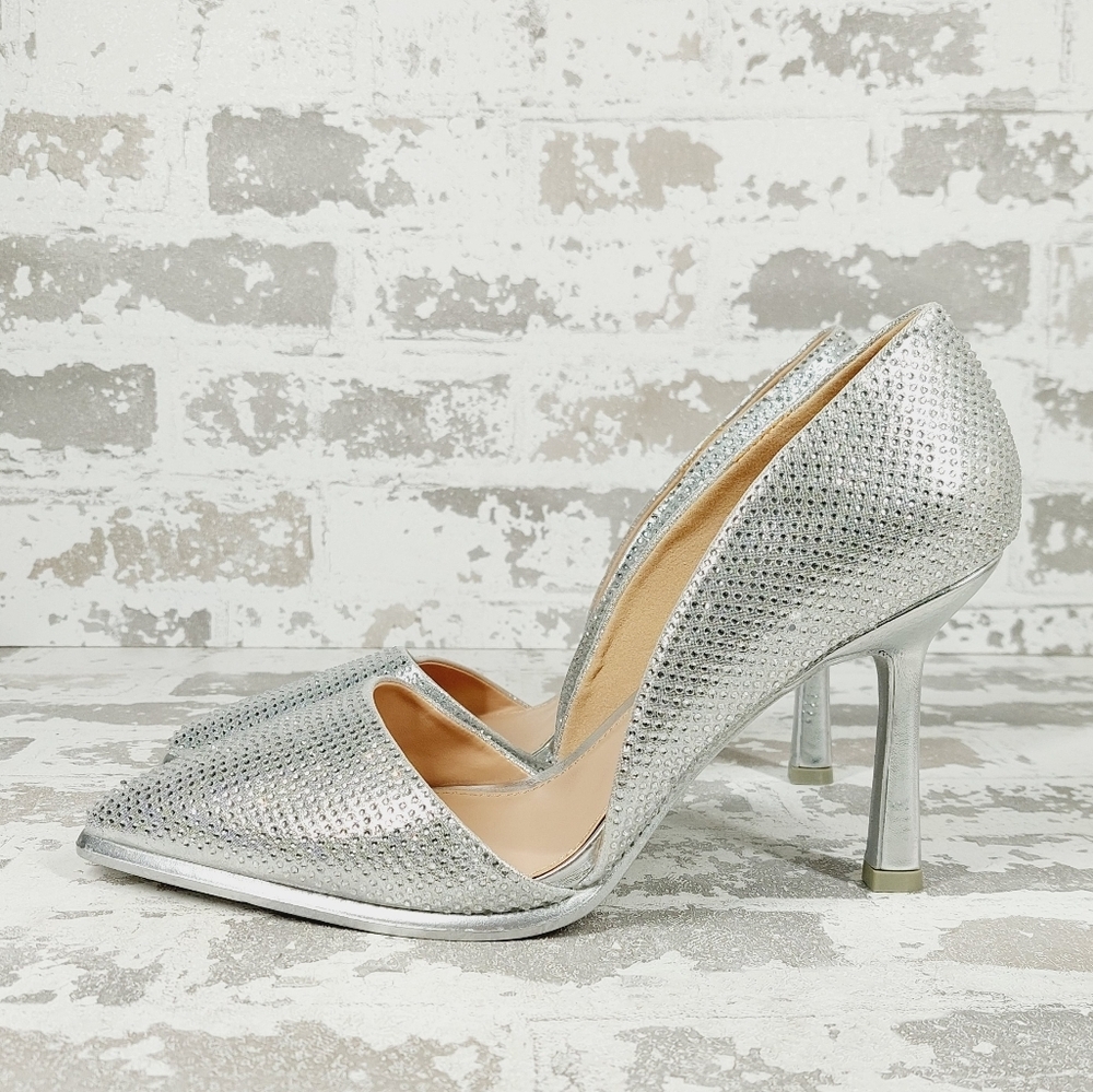 New Mia Ciana Silver Rhinestone Pointed Toe Pumps A894